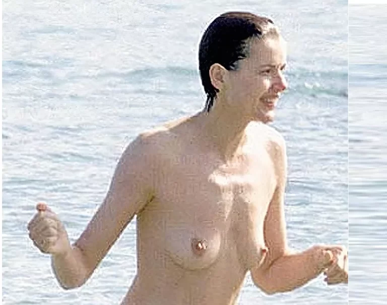 dzhina devis golaja grud foto aktrisy dzhina djevis v molodosti nju 1aea4df