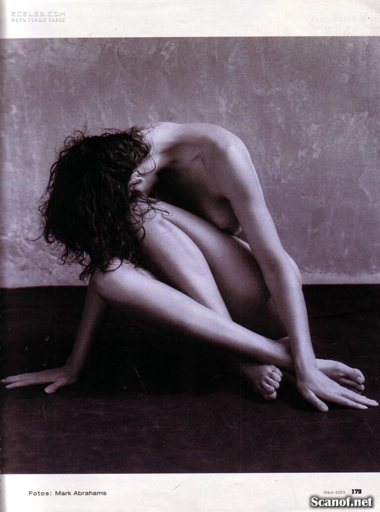 dzhoan severans snjalas goloj v zhurnale playboy mart 2005 d87803a