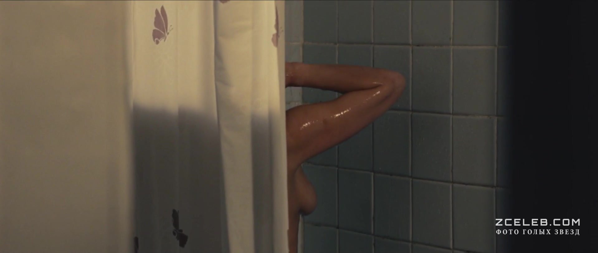 Екатерина Редникова засветила грудь в фильме «Дом», 2011