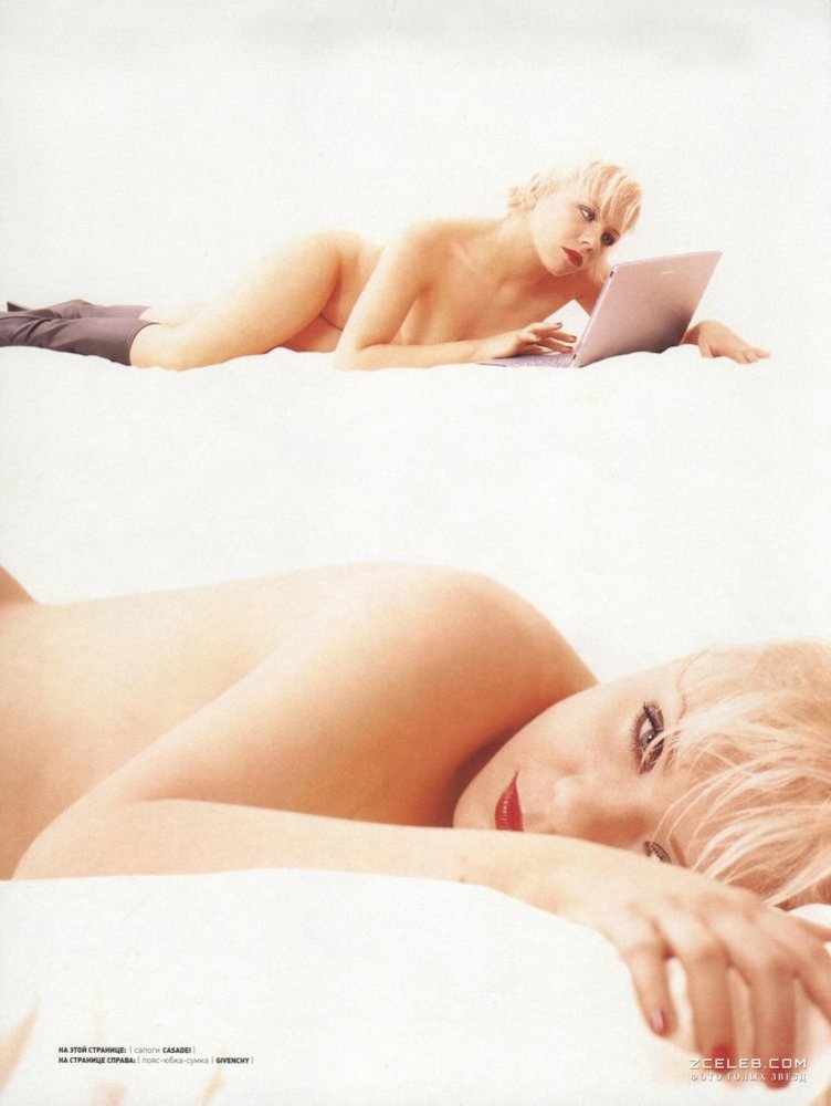 Елена Перова показала сиськи в журнале Playboy, 2000