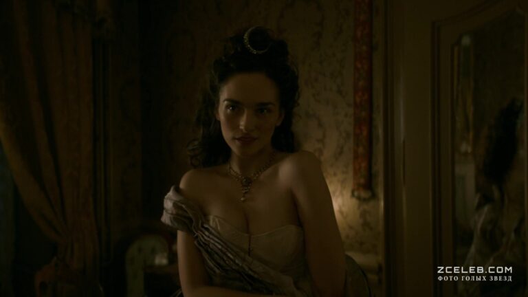 emanuela postakkini snjalas goloj v seriale alienist 2018 0c97048