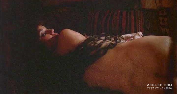 Голая Барбара Херши в фильме «Последнее искушение Христа», 1988