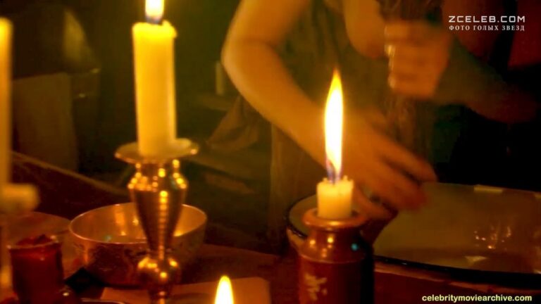 golaja dzhenni zhak v seriale otchajannye romantiki 2009 2939c2c