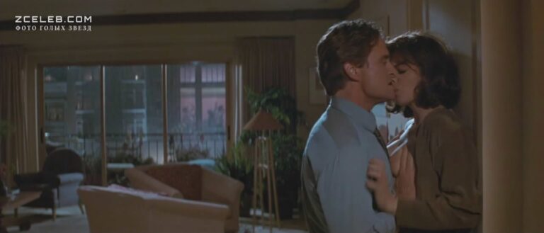 golaja dzhinn tripplhorn v filme osnovnoj instinkt 1992 f549538