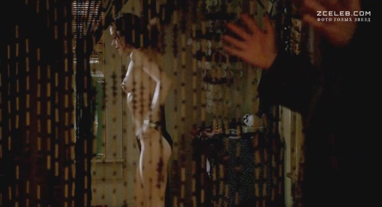 golaja embet devidc v filme leshij 1997 9ab1a21