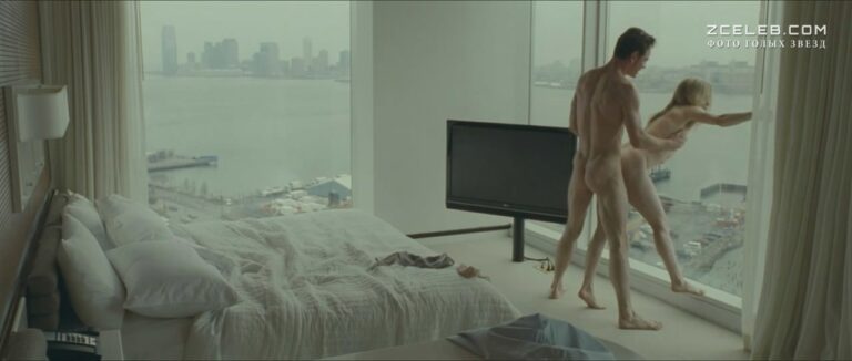 golaja emi hargrivz v filme styd 2011 3d06e4b