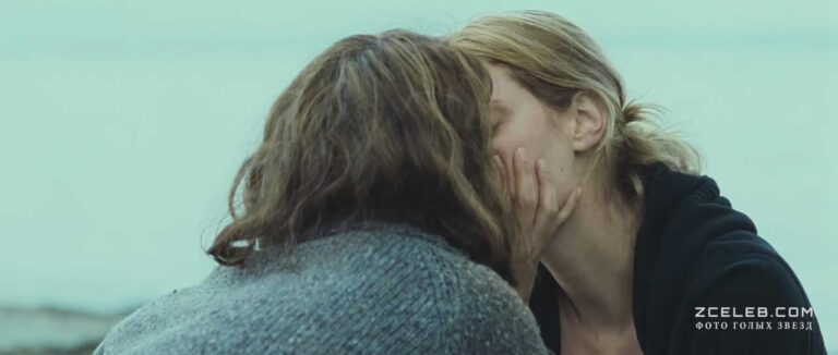 golaja eshli dzhadd v filme elen 2009 45f3cc8