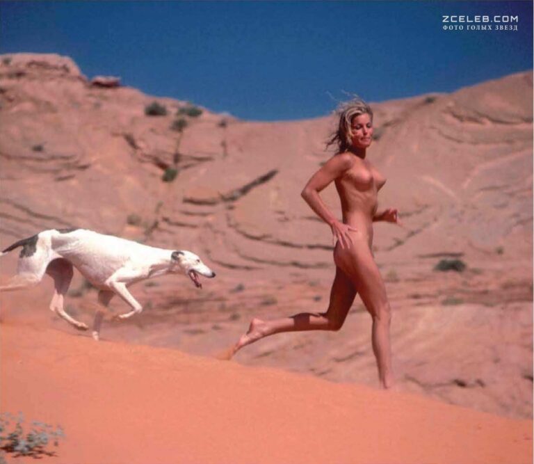 golaja grud bo derek v zhurnale playboy janvar 2010 f0c727e