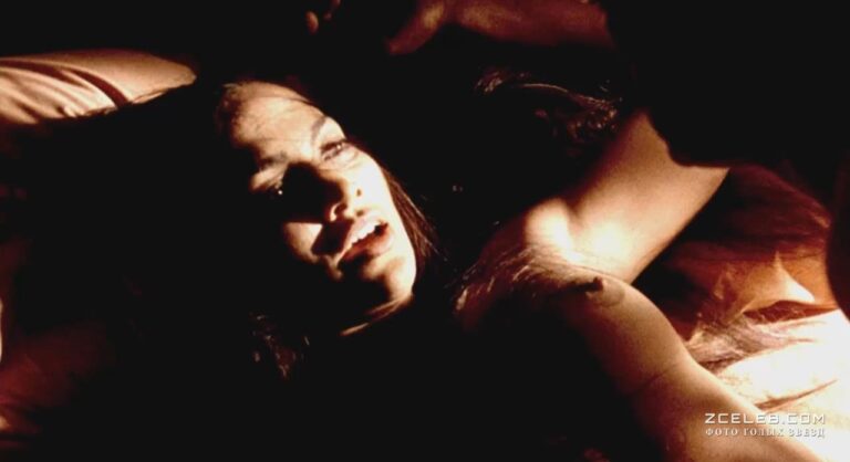 golaja grud dzhennifer lopes v filme povorot 1997 e2c1324