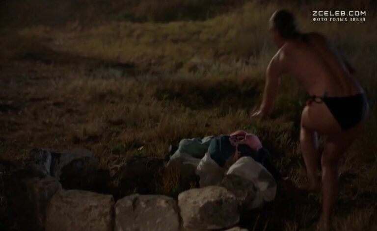 golaja grud kateriny shpicy v filme krymskij most sdelano s ljubovju 2018 b70de4e