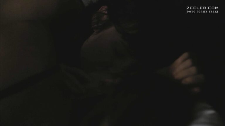 golaja grud kejt lin shejl v seriale devushka po vyzovu 2016 7da19a2