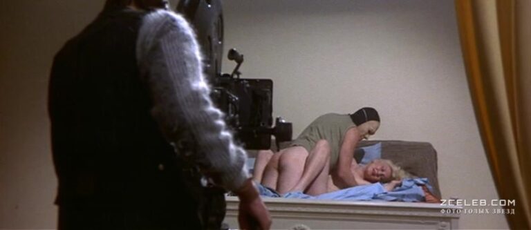 golaja grud larisy husnullinoj v filme nemoj svidetel 1994 dc8b439