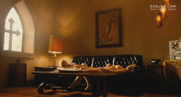 golaja grud lindsi lohan v filme machete 2010 ca79486