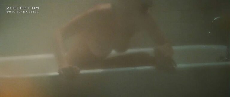 golaja hilari suenk v filme lovushka 2010 e5a475f