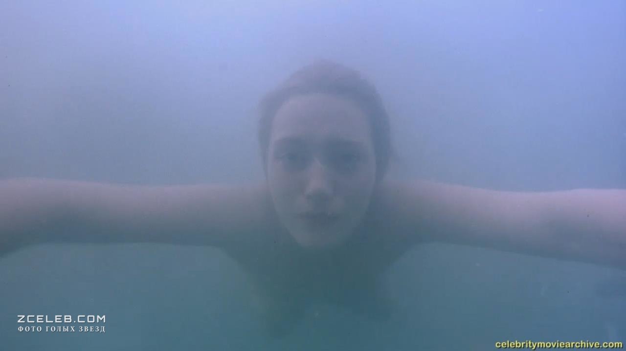 Голая Кейт Уинслет в фильме «Айрис», 2001