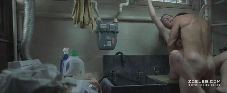 golaja kejt uinslet v filme kak malye deti 2006 3f1ba86