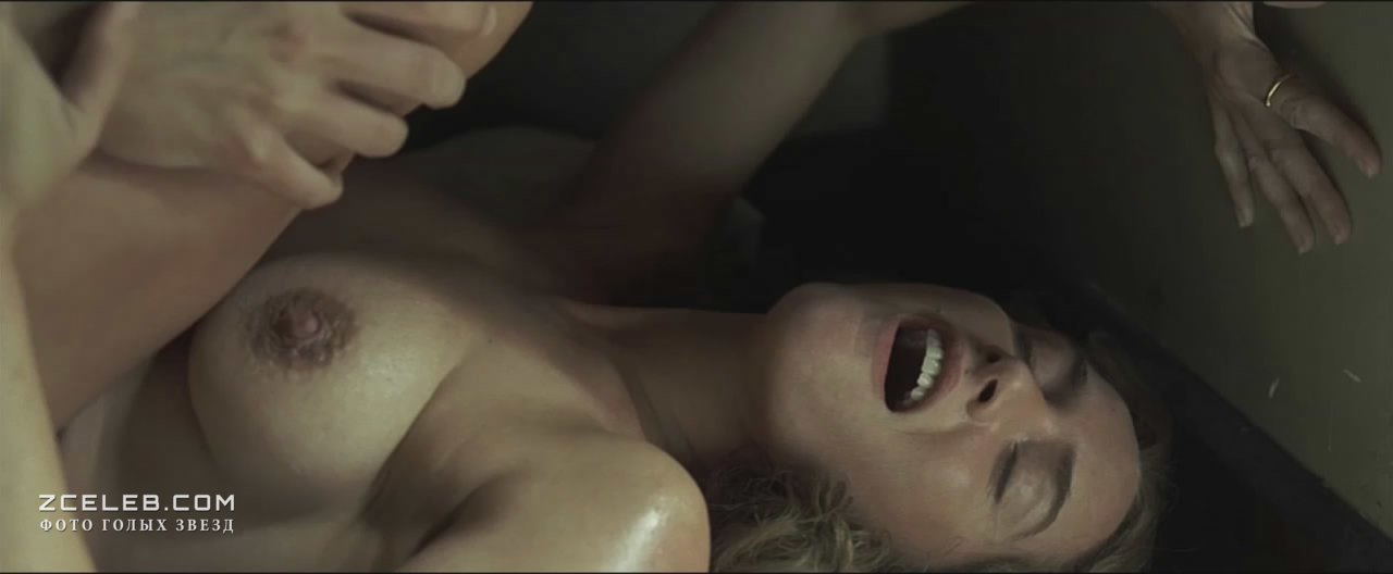 Голая Кейт Уинслет в фильме «Как малые дети», 2006