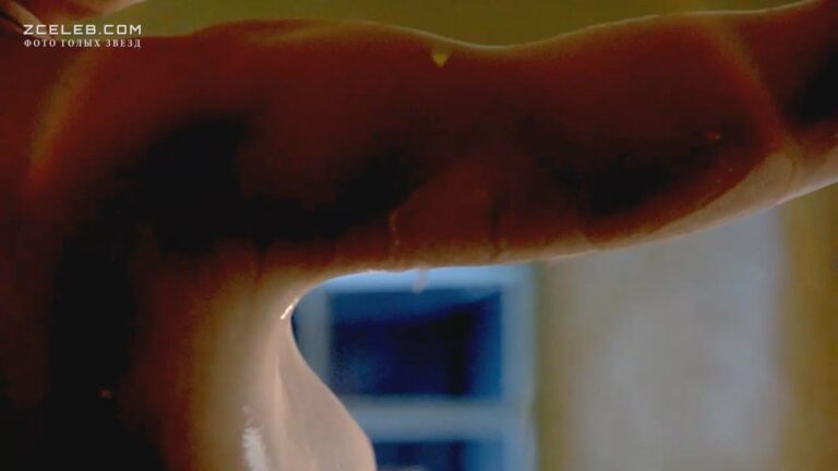 golaja kelli makgillis v filme svidetel 1985 3d65066