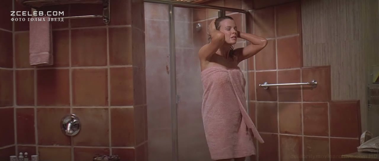 Голая Ким Бейсингер в фильме «Побег», 1994