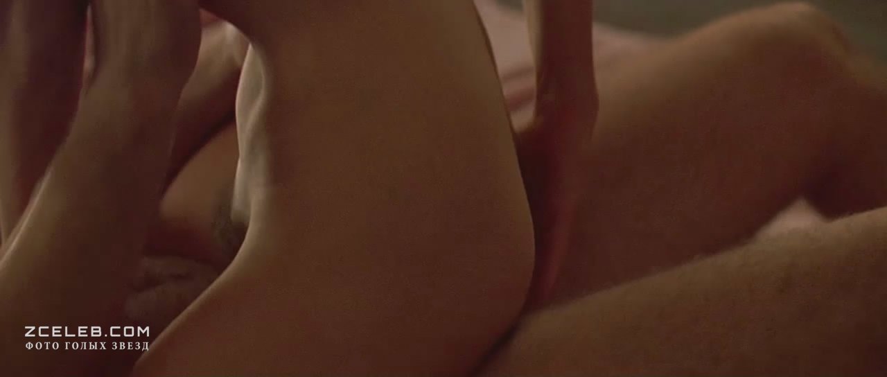 Голая Ким Бейсингер в фильме «Побег», 1994