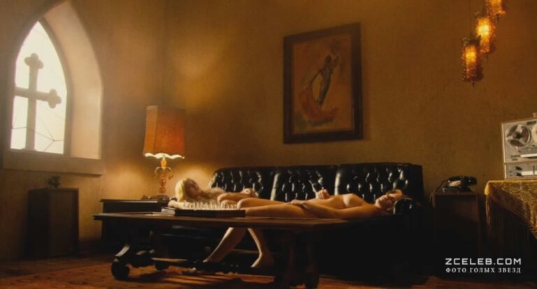 golaja lindsi lohan v filme machete 2010 9b1ef5f
