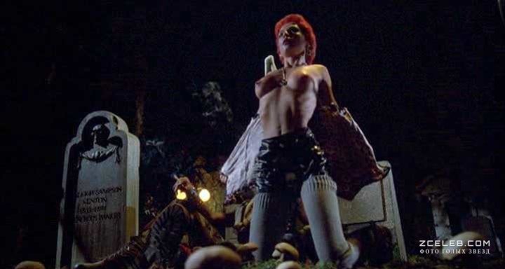 Голая Линни Куигли в фильме «Возвращение живых мертвецов», 1984
