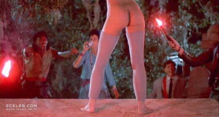 Голая Линни Куигли в фильме «Возвращение живых мертвецов», 1984