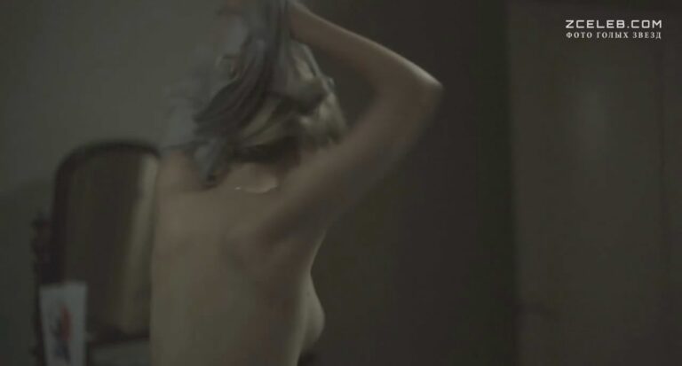 golaja melani loran v filme nachinajushhie 2010 ff2e3b4