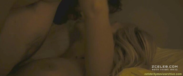 golaja melani loran v filme vrag 2013 1335f5d