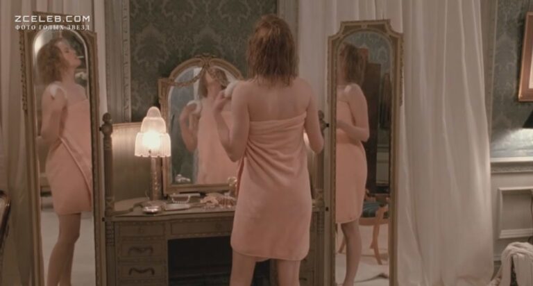 golaja nikol kidman v filme billi batgejt 1991 c8bfb50