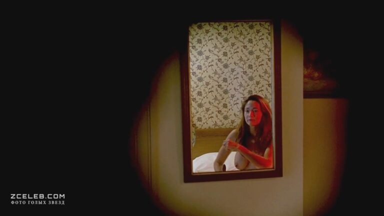 golaja olivija hassi v filme psiho 4 nachalo 1990 5df1317