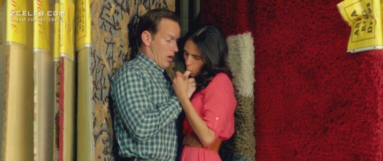 golaja popa dzhordany brjuster v filme sever ada 2014 fbbc1c5