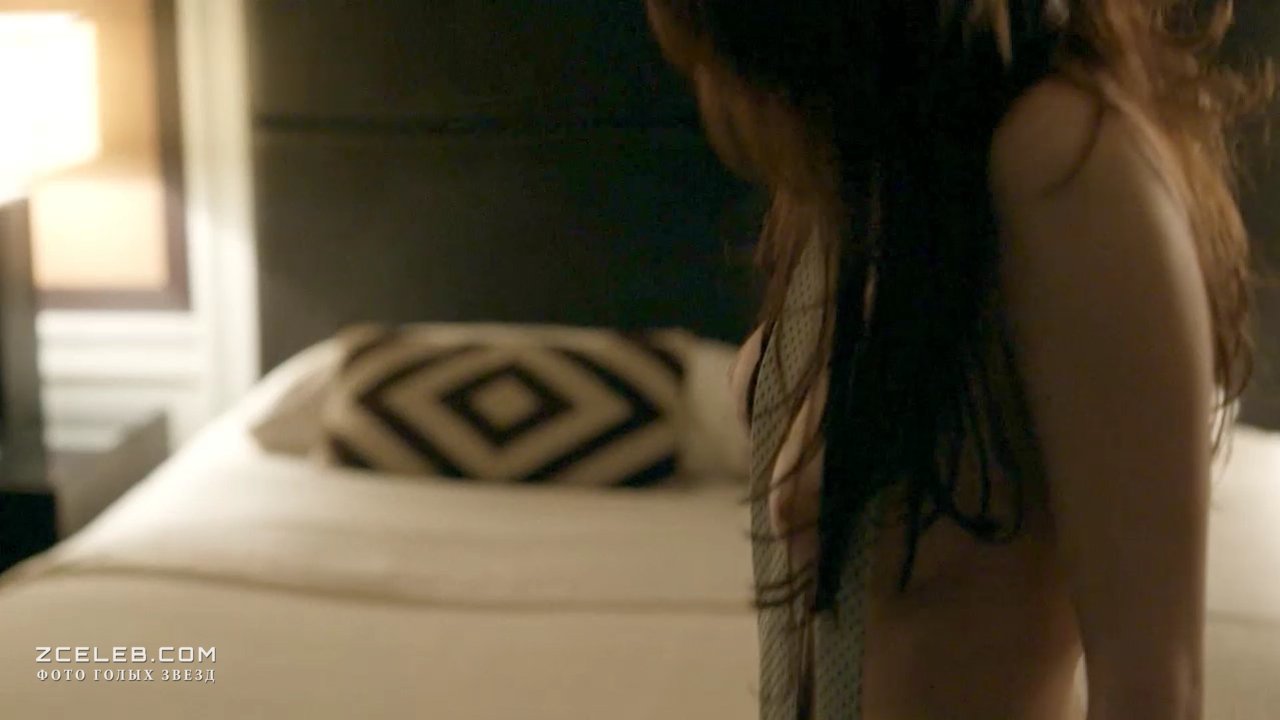 Голая Сара Хэй в сериале «Плоть и кости», 2015
