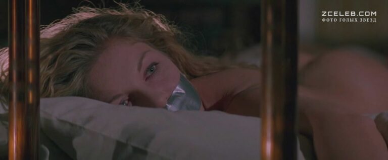 golaja sheril li v filme vampiry 1998 ee7e0d1