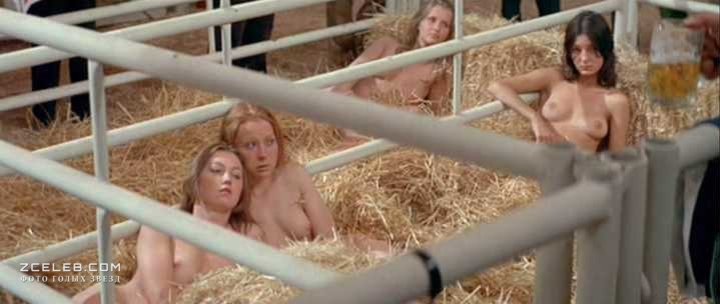 Голая Сисси Спейсек в фильме «Первоклассный товар», 1972