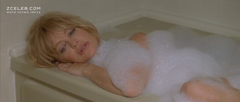 goldi houn zasvetila sosok v filme sestry benger 2002 fa8b3e9