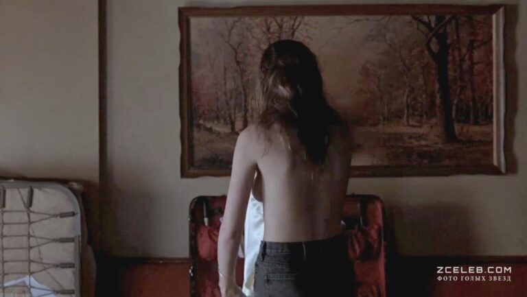 golye siski gvinet peltrou v filme plot ot ploti 1993 730e372