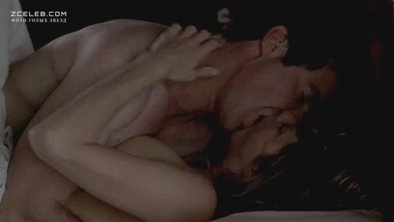 golyj sosok meg rajan v filme plot ot ploti 1993 72690dc