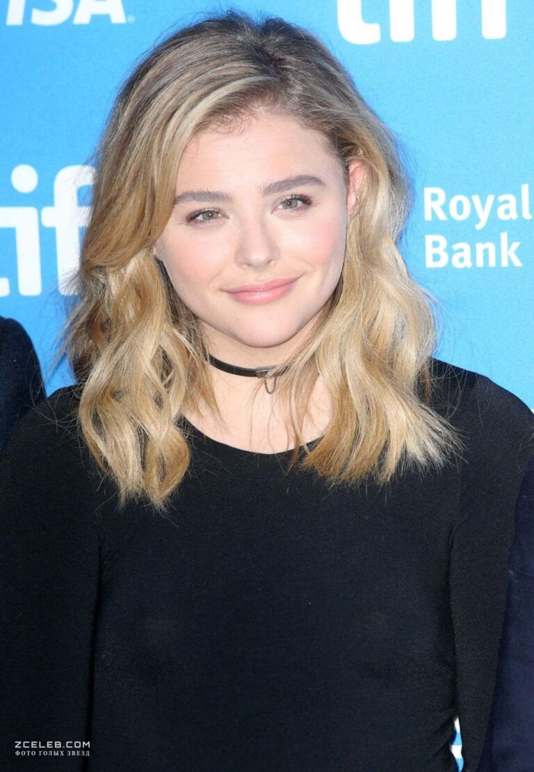 hloja morec s plastyrjami na soskah na press konferencii razum v ogne 16052016 811befa