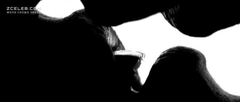 natalja fenkina snjalas goloj v filme etim vecherom angely plakali 2008 a28ea4e