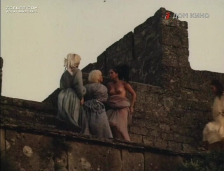 olga kabo snjalas goloj v filme komedija o lisistrate 1989 db0e717