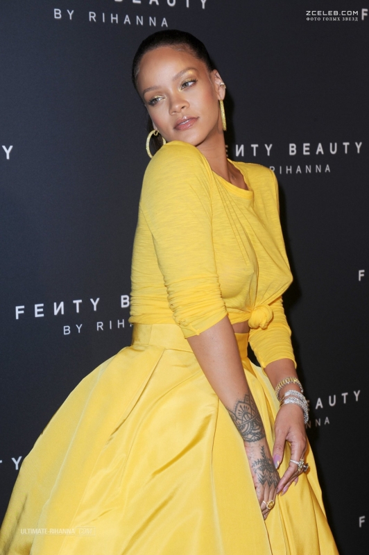Рианна без лифчика на вечеринке Fenty Beauty, Сентябрь 2017