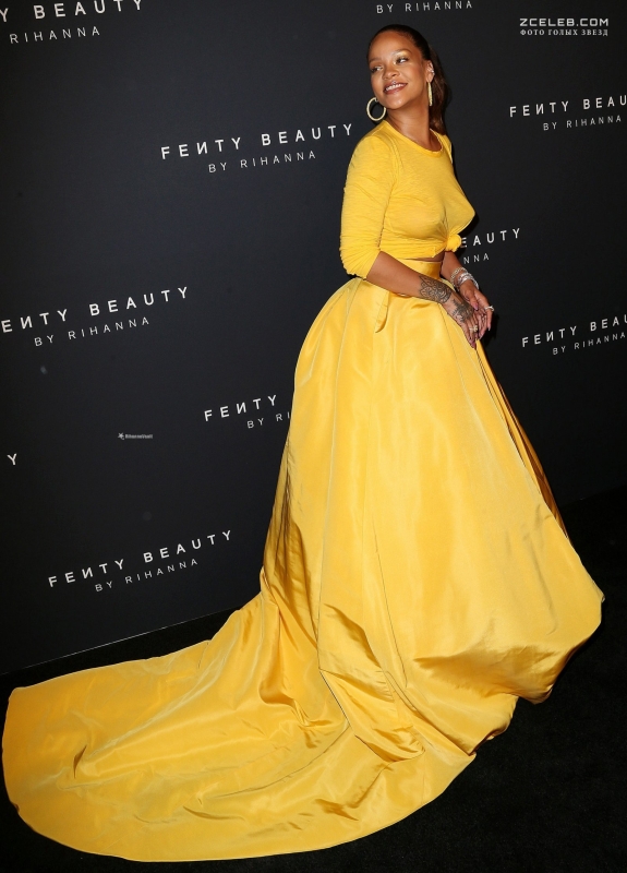 Рианна без лифчика на вечеринке Fenty Beauty, Сентябрь 2017