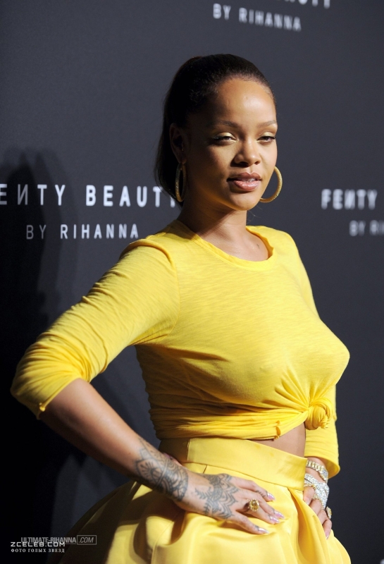 Рианна без лифчика на вечеринке Fenty Beauty, Сентябрь 2017