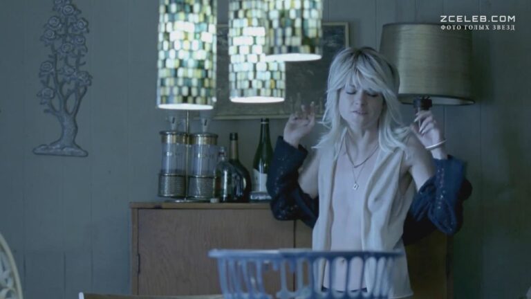 selma bler zasvetila grud v filme dom pokera 2007 05d1562