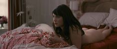 Соблазнительная Джемма Артертон в фильме «Неотразимая Тамара», 2010