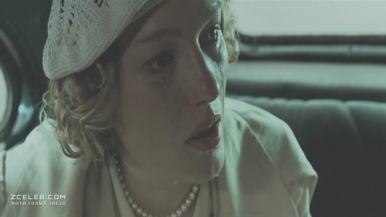 sochnaja golaja grud viktorii tolstoganovoj v seriale utomlennye solncem 2 2011 265b2fa