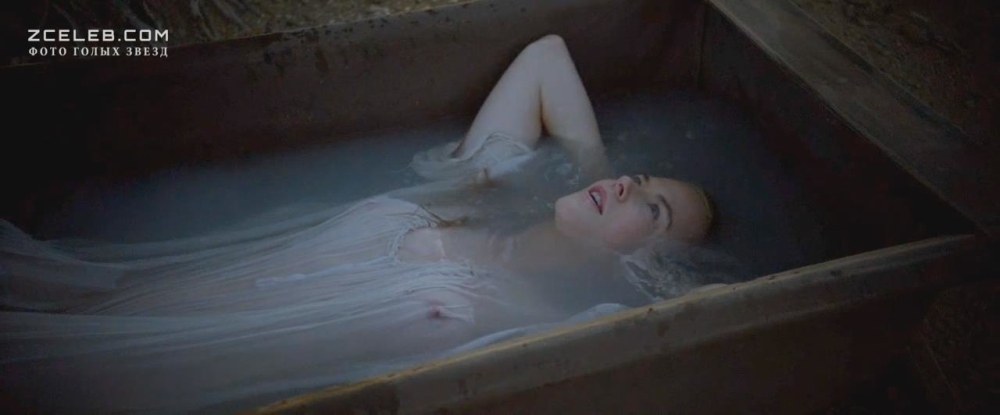 Соски Николь Кидман в фильме «Королева пустыни», 2015