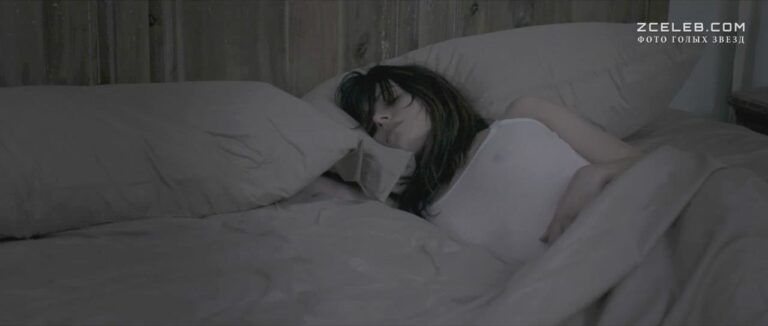 soski sary shahi v filme statika 2012 00a7e51