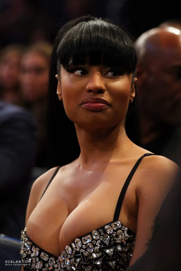 u niki minazh vyvalivaetsja grud na basketbole 2015 7e6eb8e